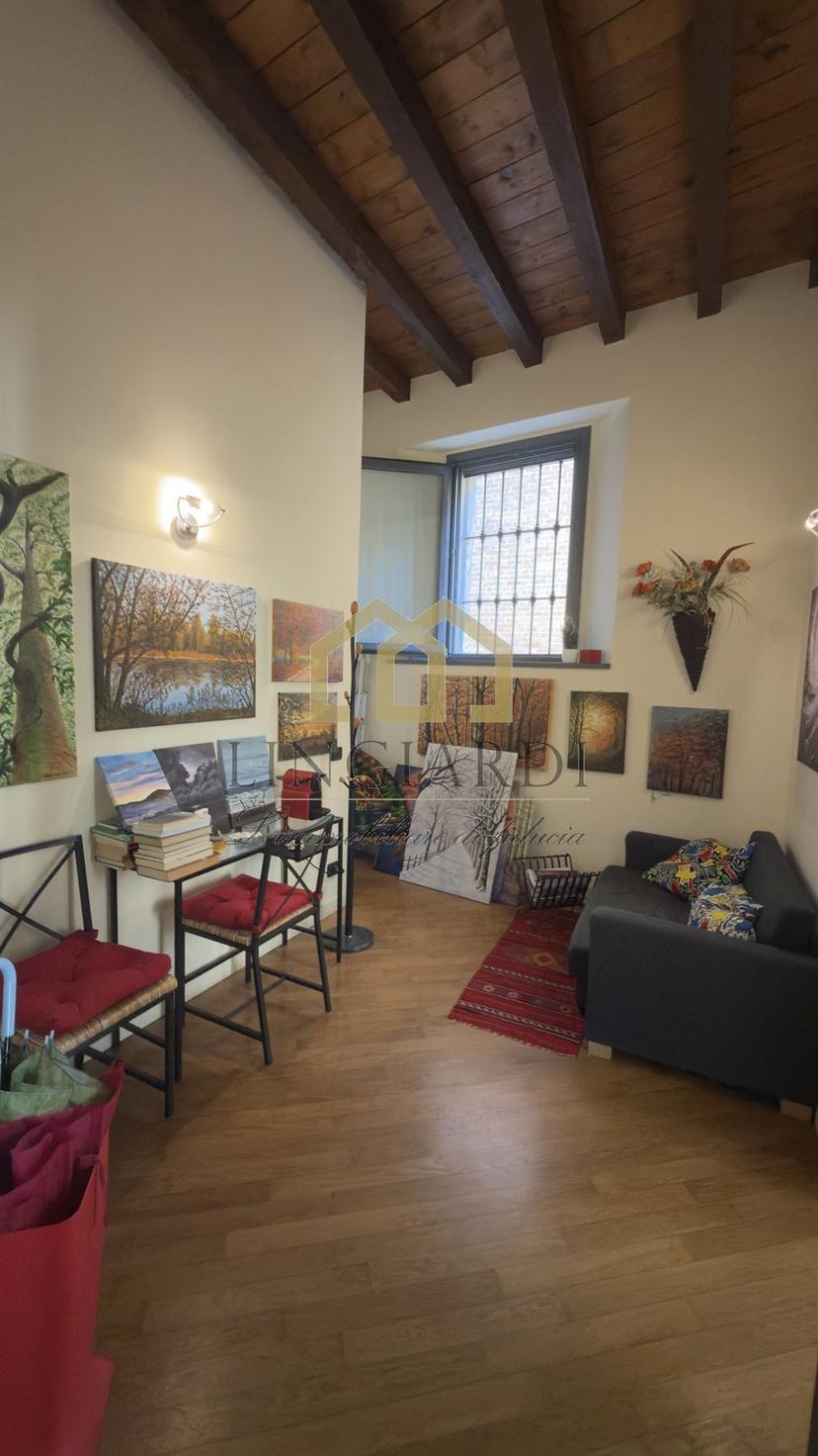 Villa bifamiliare in Via XX Settembre 49, Lodi
