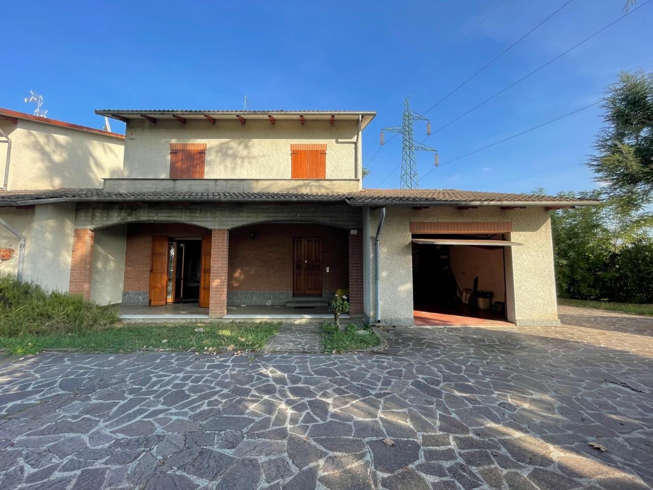 Villa a schiera, Castelnuovo Rangone