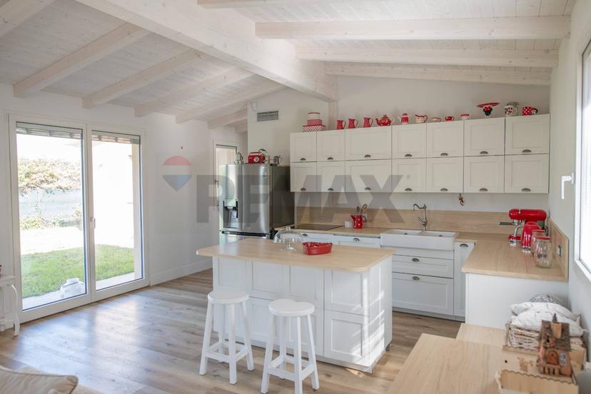 Casa indipendente in Strada del Morignano 11/a, Senigallia — foto 2 di 5