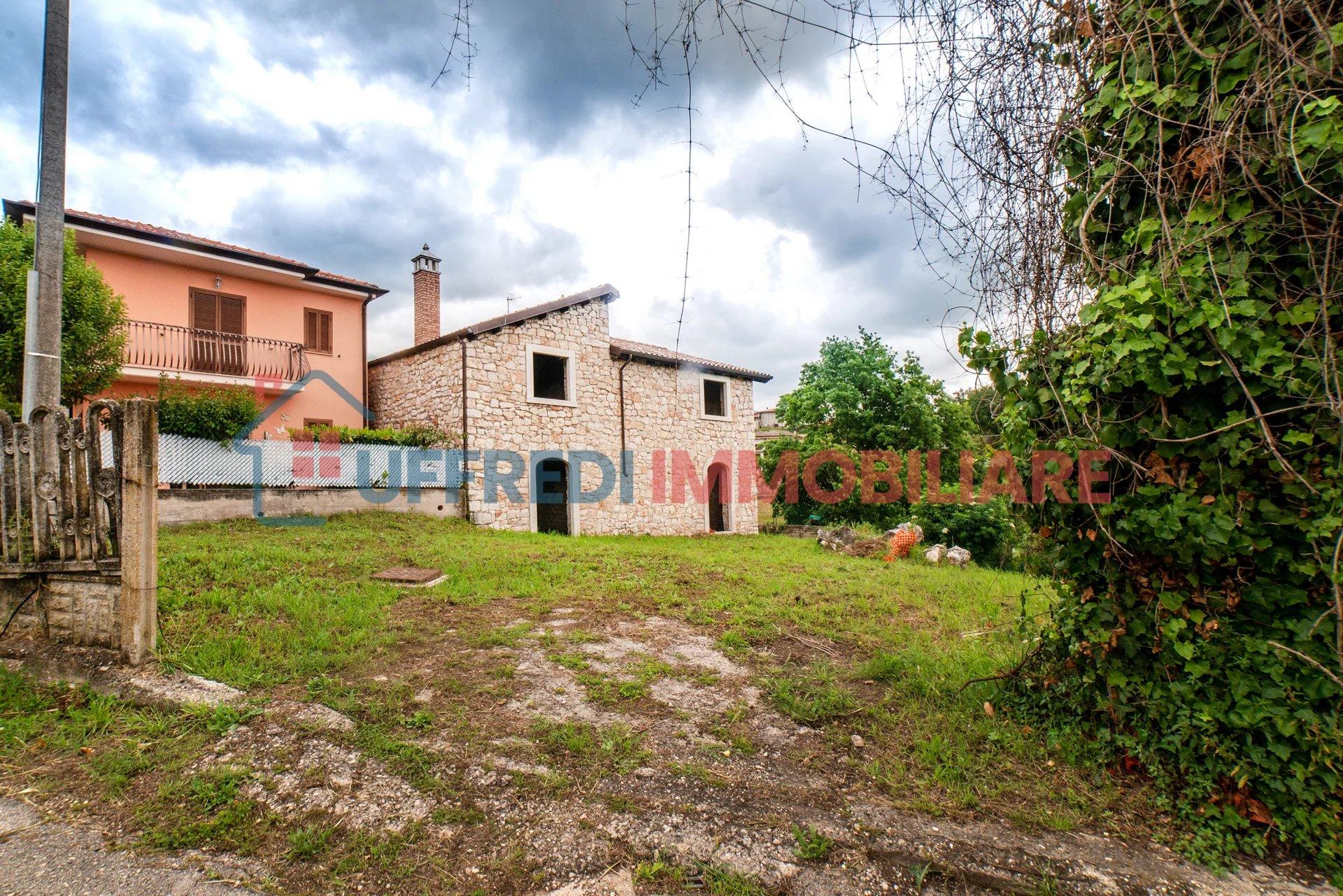 Rustico in Via Variante, Sezze