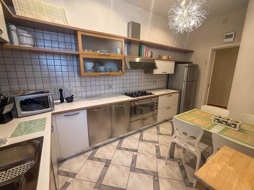 Quadrilocale in Via Foscolo, Trieste