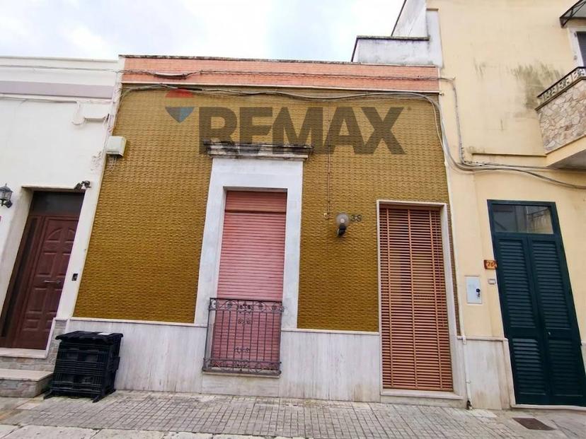 Casa indipendente in Via Vittorio Veneto 36-38, Campi Salentina — foto 4 di 5