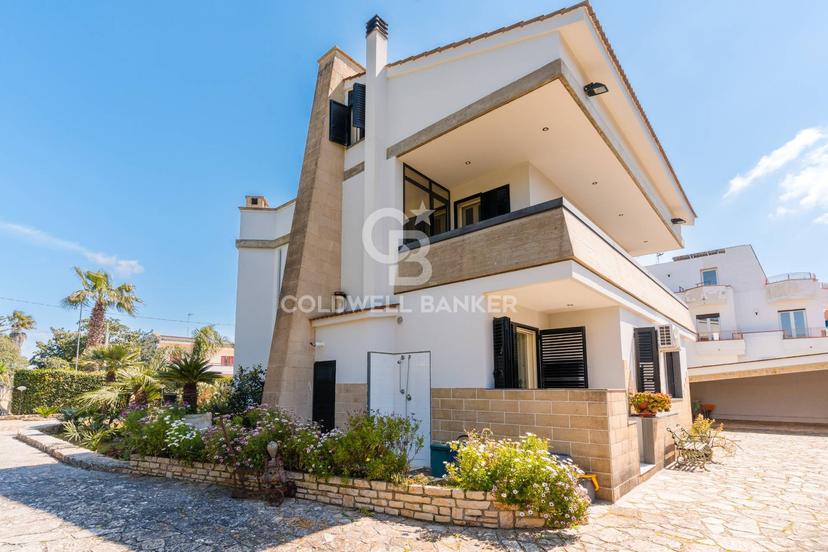 Villa in Viale degli Ulivi, Galatina — foto 2 di 5