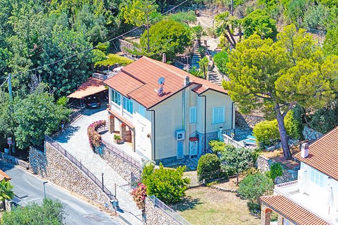 Villa in Via Colline, Andora — foto 5 di 5