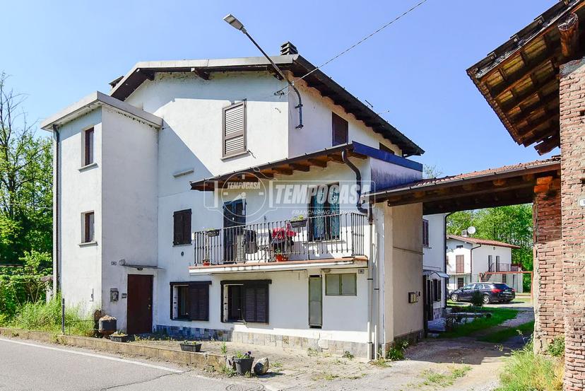Trilocale in Via Casnate, Navedano 36, Senna Comasco — foto 2 di 5