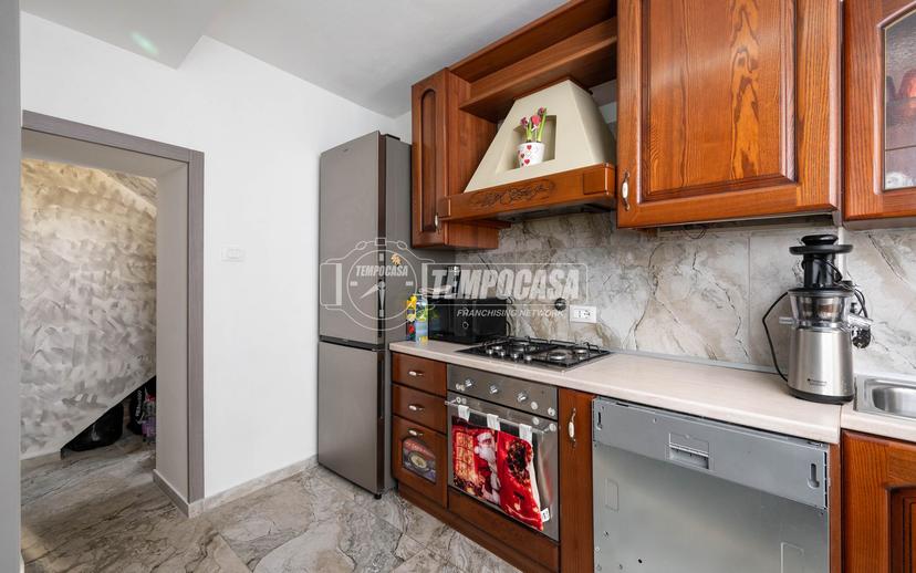 Trilocale in Via Toschi 4, Castellarano — foto 3 di 5