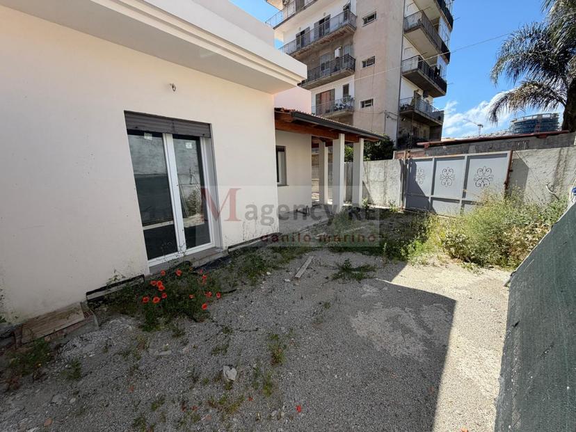 Casa indipendente in Via Boschicello 20, Reggio di Calabria — foto 3 di 5