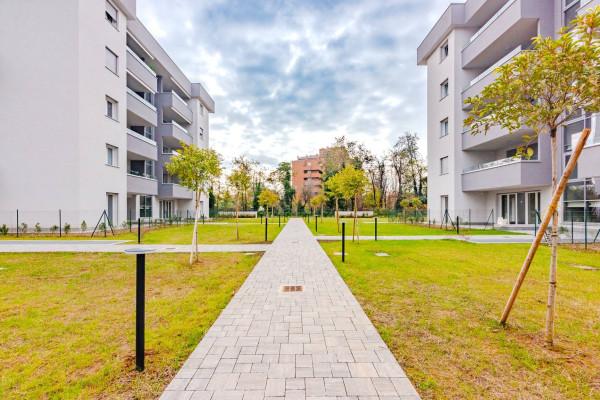 Bilocale in Viale Europa 12, Monza