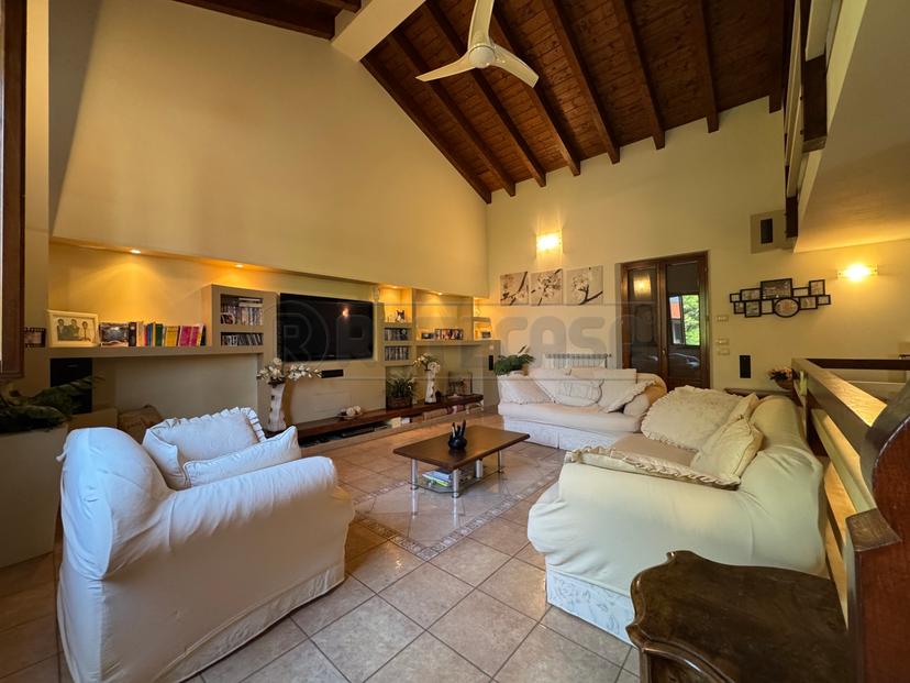 Villa in Via Carelli, Crespiatica — foto 4 di 5