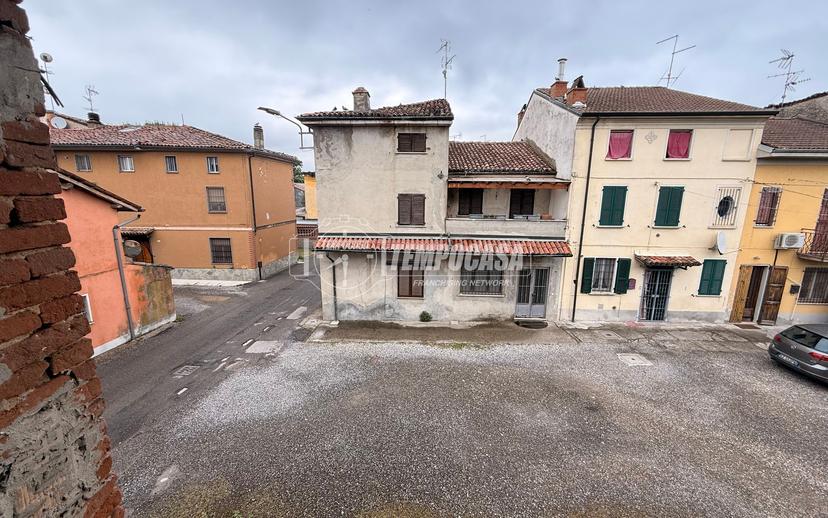 Casa indipendente in Via Andrea Costa, Portalbera — foto 3 di 5