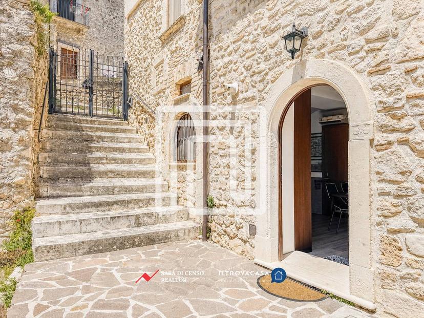 Casa indipendente in Via Grande 47, Introdacqua — foto 3 di 5