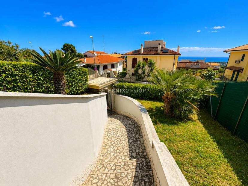 Villa unifamiliare in Via Miramare 2, San Benedetto del Tronto — foto 4 di 5