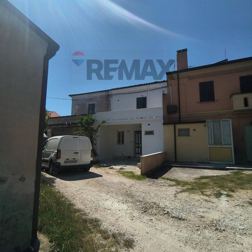 Casa indipendente in Via Perruna 99, Tollo — foto 2 di 5