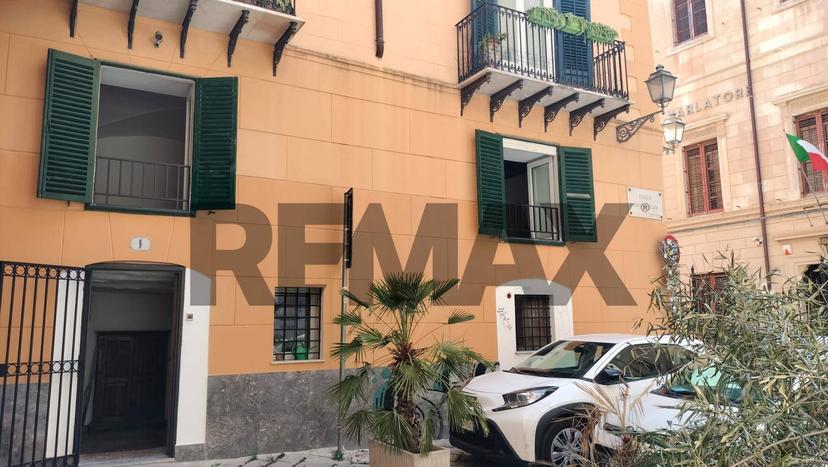 Monolocale in Piazza Montevergini 15, Palermo — foto 2 di 5