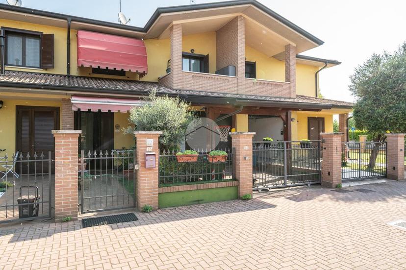 Villa a schiera in Via Daniel Bovet 16, Curtatone — foto 4 di 5