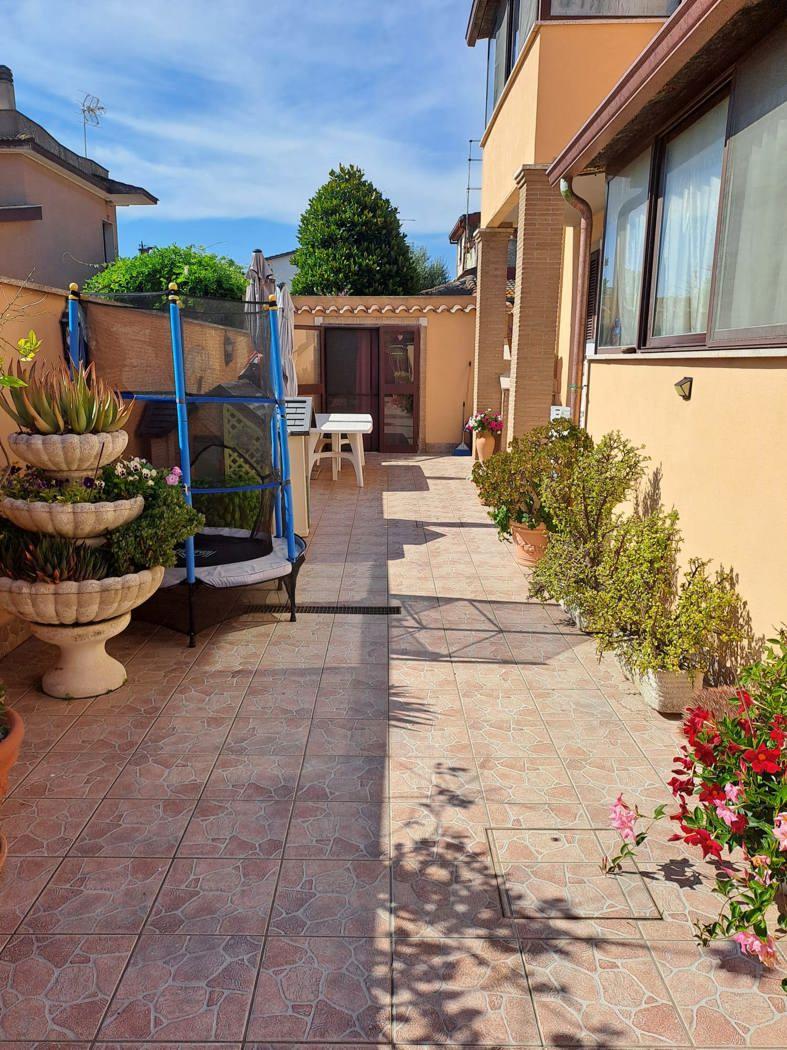 Villa bifamiliare in Via delle Patelle, Fiumicino — foto 5 di 5
