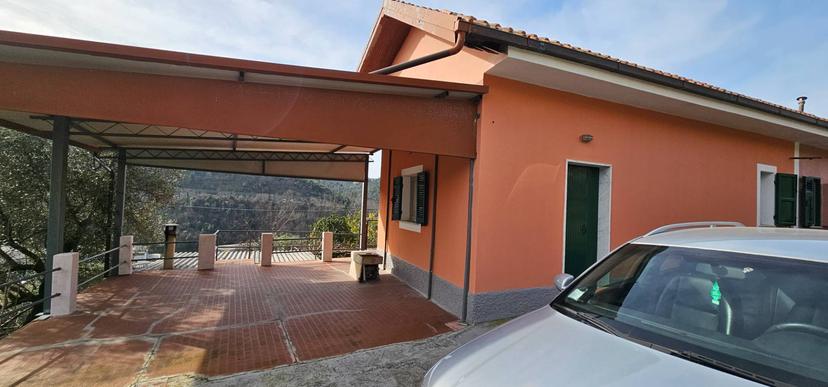 Casa indipendente in Via 1 Maggio, Casarza Ligure — foto 2 di 5