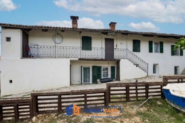 Villa plurifamiliare in Via Oltre Tanaro 8, Narzole