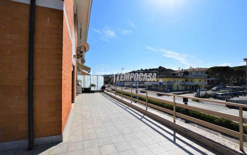 Quadrilocale in Via Ludovico Ariosto 35, Porto San Giorgio — foto 2 di 5