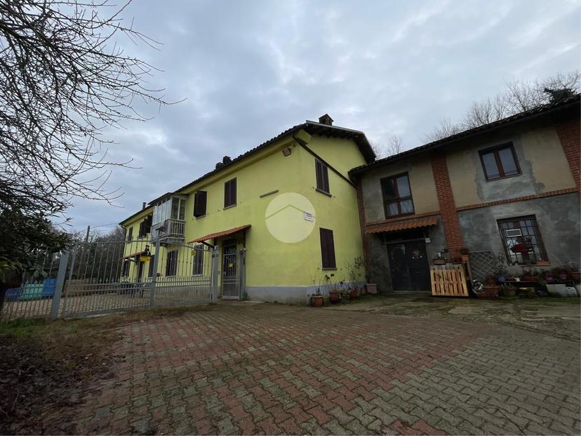 Casa indipendente in Recinto Santo Spirito Sud 13, Asti — foto 5 di 5