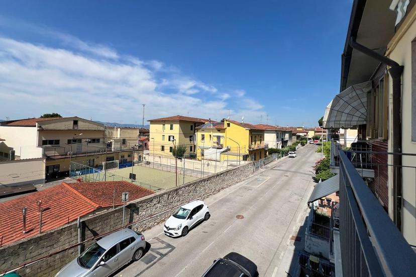 Appartamento in Via Antonio Pacinotti 58, Prato