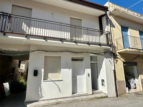 Terratetto unifamiliare in Via Catili 21, Barcellona Pozzo di Gotto — foto 4 di 5