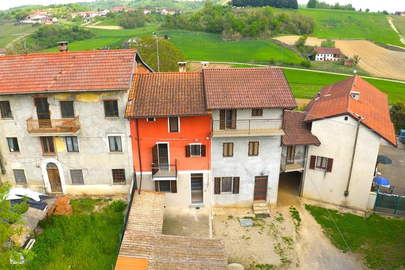 Quadrilocale in Frazione San Giulio, 170, San Damiano d'Asti — foto 3 di 5