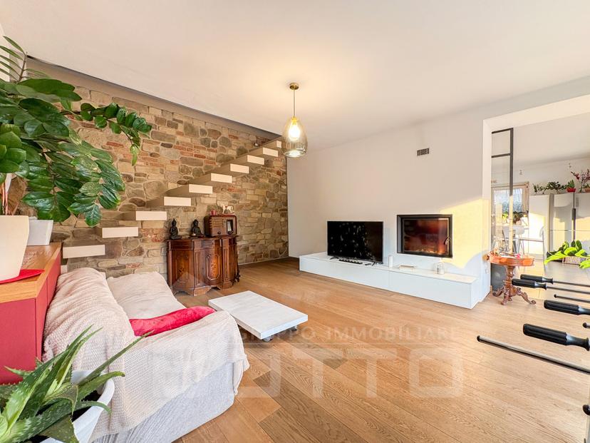 Casa indipendente in Via Lanca N 14 Oleggio, Oleggio — foto 3 di 5