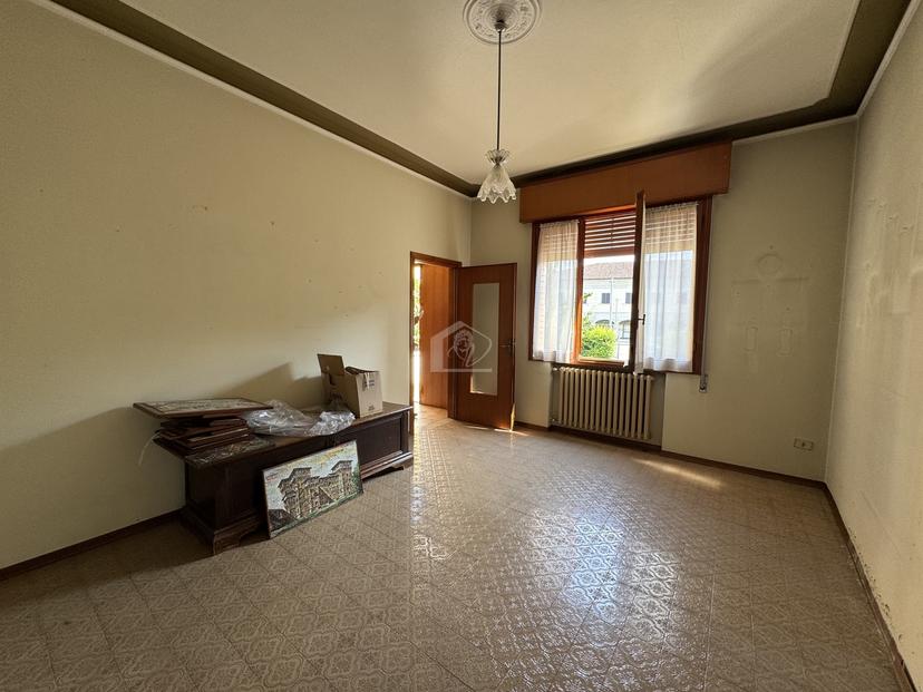Casa indipendente, Gonzaga — foto 2 di 5