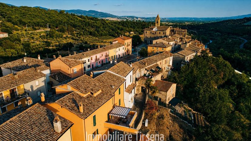 Casa indipendente, Baschi — foto 3 di 5
