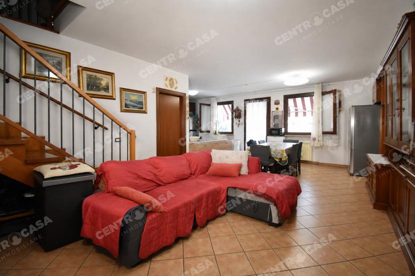Villa a schiera in Via Salvo d'Acquisto 2, Bovolone — foto 4 di 5