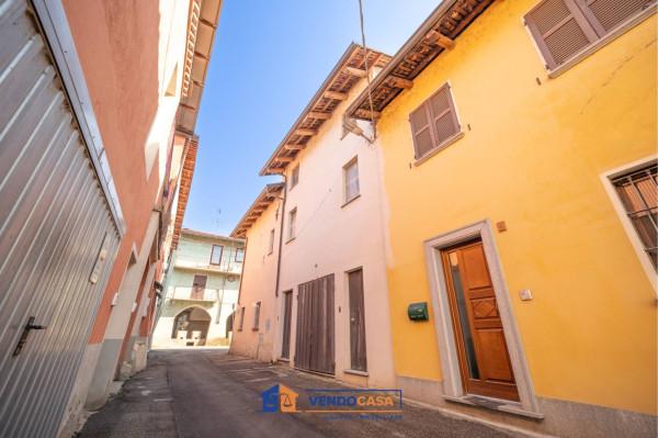 Bilocale in Via Cavaliere Pietro Baiardo 4, Villafranca Piemonte