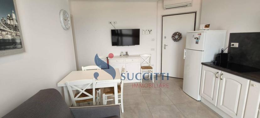 Trilocale in Via Merano 12, Alba Adriatica — foto 2 di 5