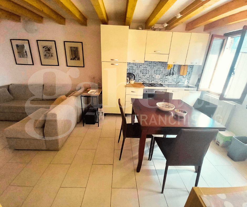 Casa indipendente in Sottomarina - Via Sottomarina , Chioggia