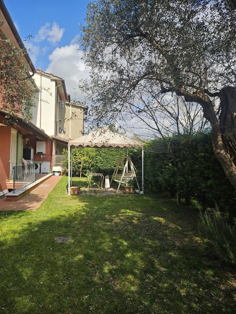 Villa unifamiliare, Seravezza — foto 4 di 5