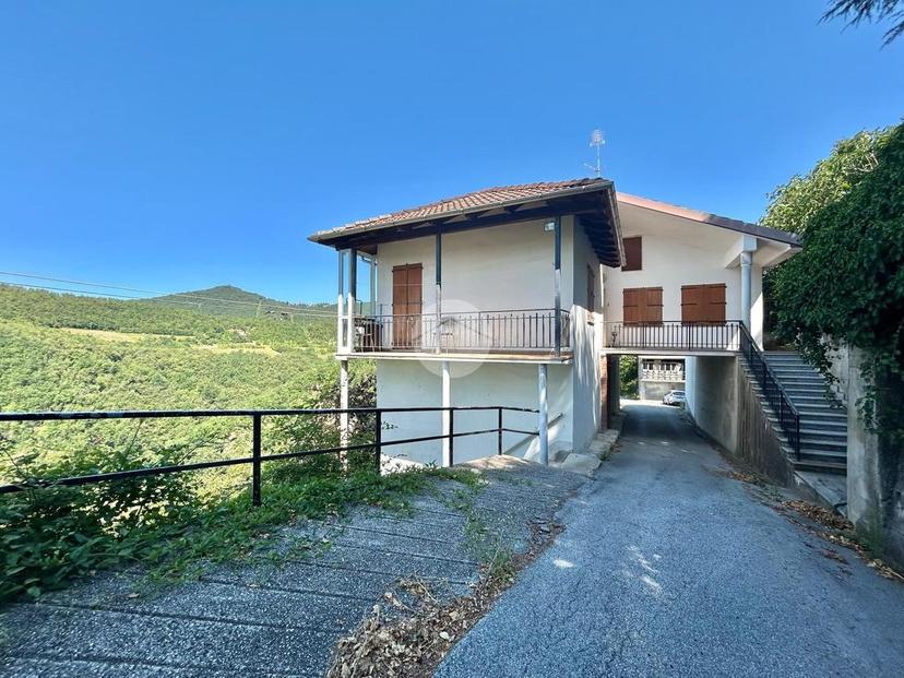 Casa indipendente in Località Fontane 3, Piana Crixia — foto 3 di 5