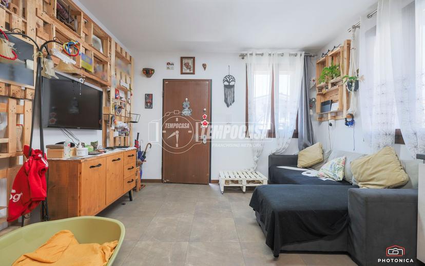 Trilocale in Via Don Lorenzo Milani, Massa Lombarda — foto 3 di 5