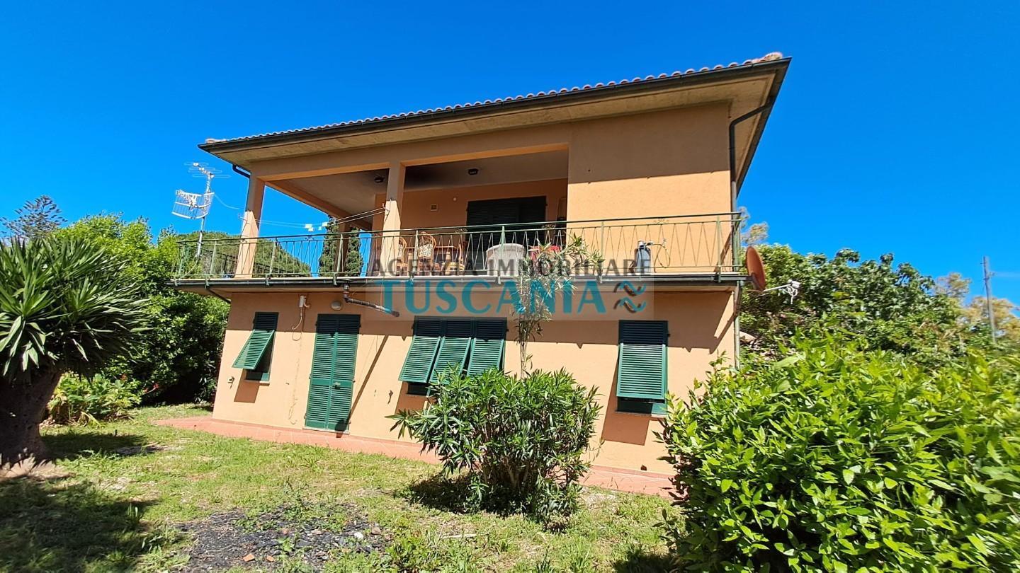 Villa bifamiliare, Marciana