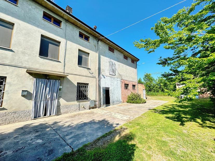 Villa in Frazione Trai 4, Colorno — foto 3 di 5