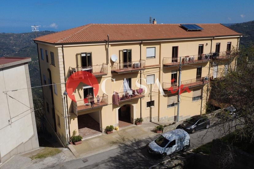 Quadrilocale in Via Caduti sul Lavoro 7, San Salvatore di Fitalia — foto 3 di 5