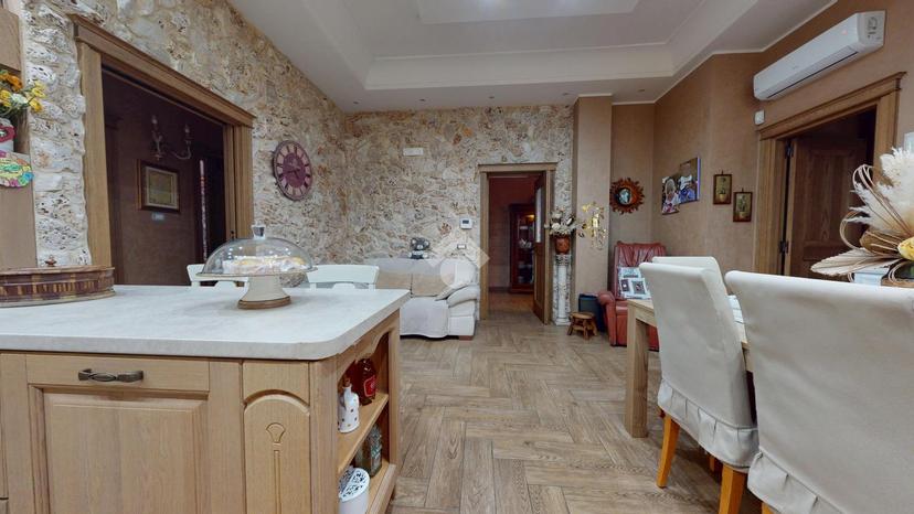 Casa indipendente in Via Santa Cesarea, Francavilla Fontana — foto 4 di 5