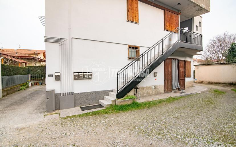 Trilocale in Locatelli, Fara Gera d'Adda — foto 3 di 5
