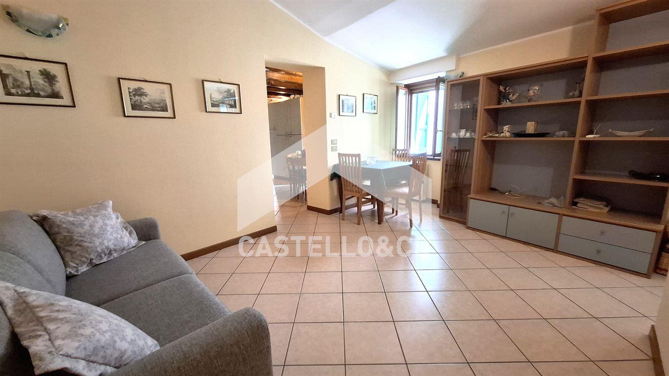 Trilocale in Via Stretta Castello 18, Desenzano del Garda