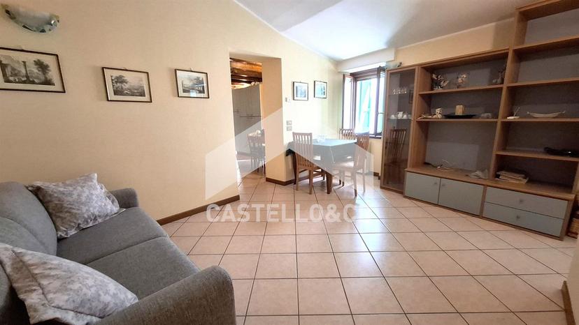 Trilocale in Via Stretta Castello 18, Desenzano del Garda