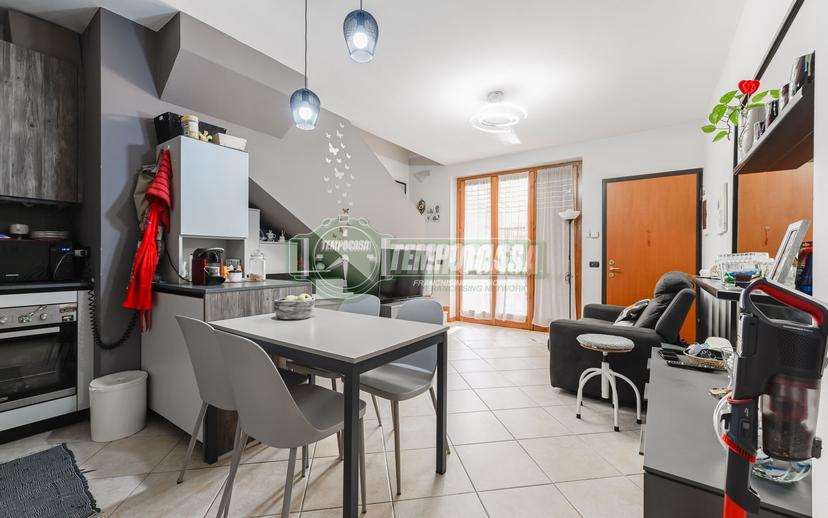 Villa a schiera in Via Cavette 2/B, Levate — foto 2 di 5