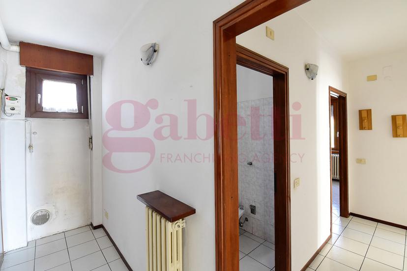 Trilocale in Via Isonzo 106, Mariano Comense — foto 4 di 5