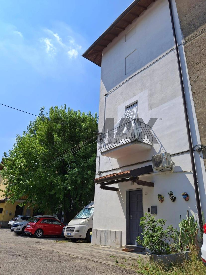 Trilocale in Via Cascina Sant\'Anna 7, Bernareggio — foto 2 di 5