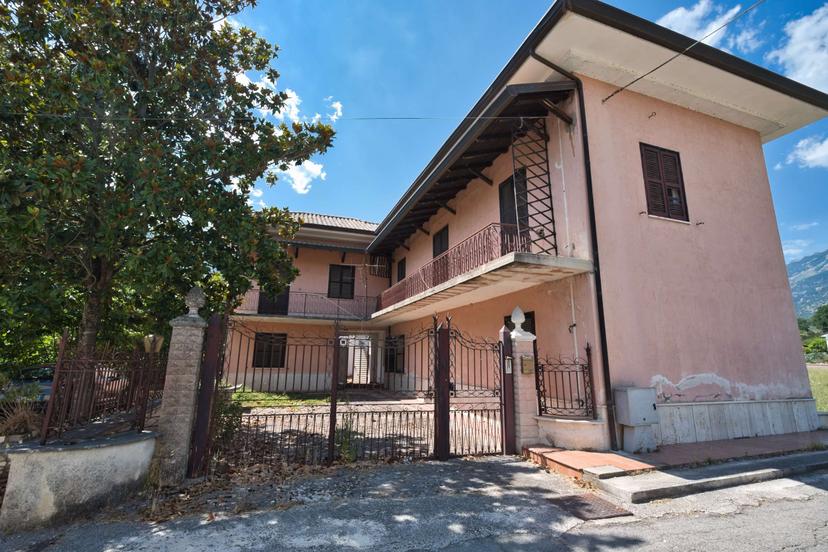 Casa indipendente in Str. Vicinale Campopiano Basso Seconda 42, Sora — foto 4 di 5