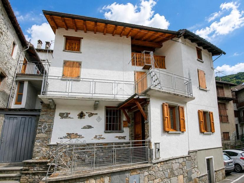 Casa indipendente in Via Centrale 12, Rasura — foto 4 di 5