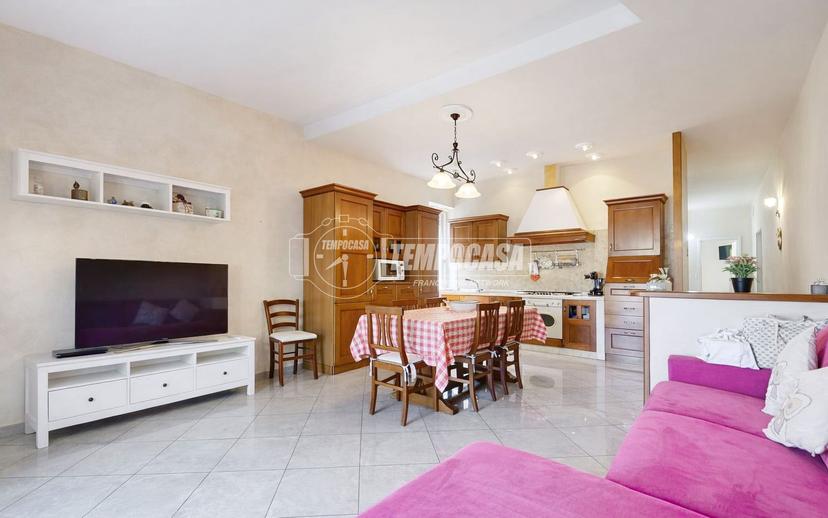 Trilocale in Viale Porro 29, Salsomaggiore Terme — foto 2 di 5